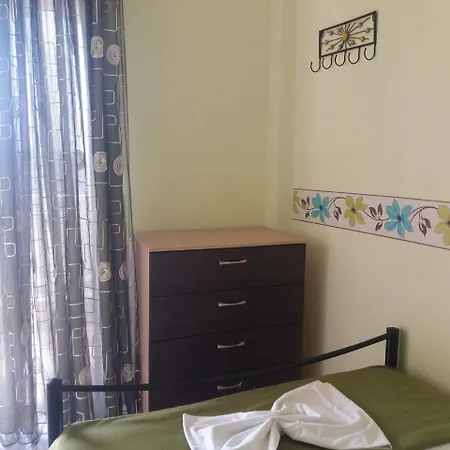 Marili Apartment *